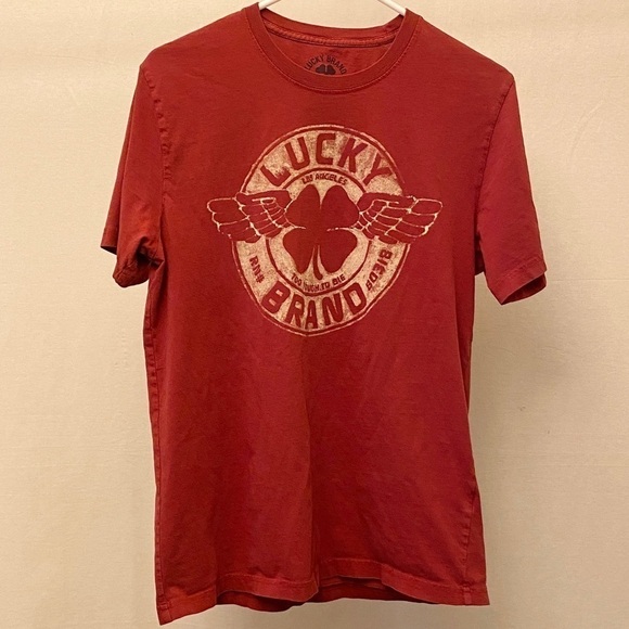 Lucky Brand Small Logo Men’s T Shirt, Shamrock With Wings Graphic, Rust Color - Picture 2 of 6